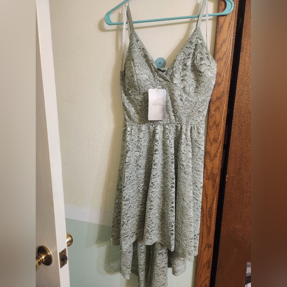 Green high low lace dress